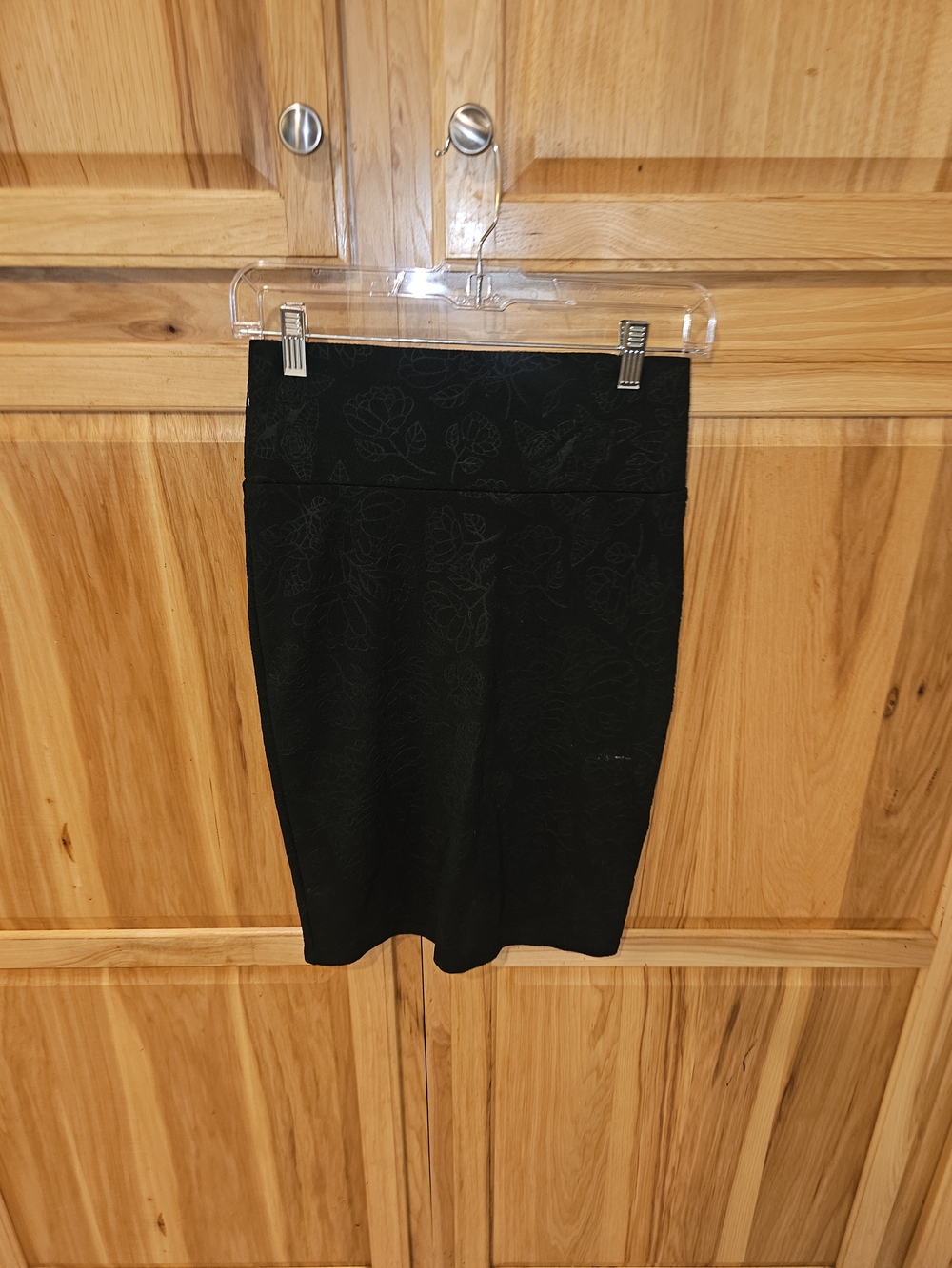 LuLaRoe Black Floral Jacquard Pencil Skirt